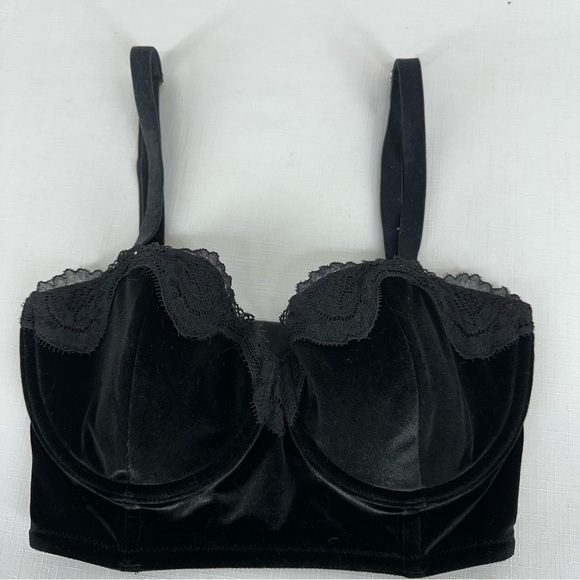 Victoria's Secret Women’s Size 32DD Dream Angels Black Velvet bra - Picture 7 of 12